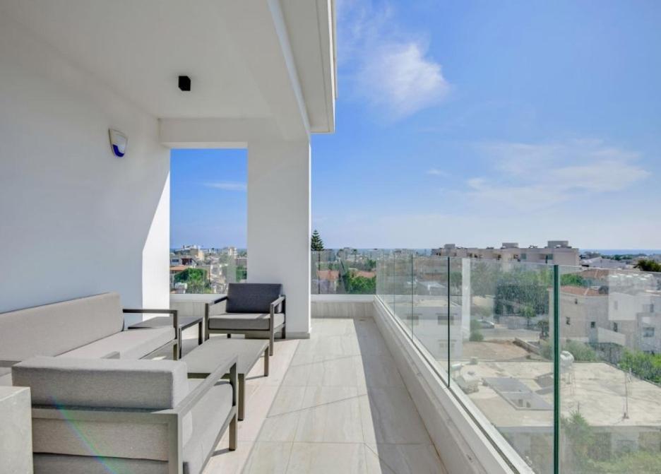 Olive Shared Pool Apartments Пафос Экстерьер фото