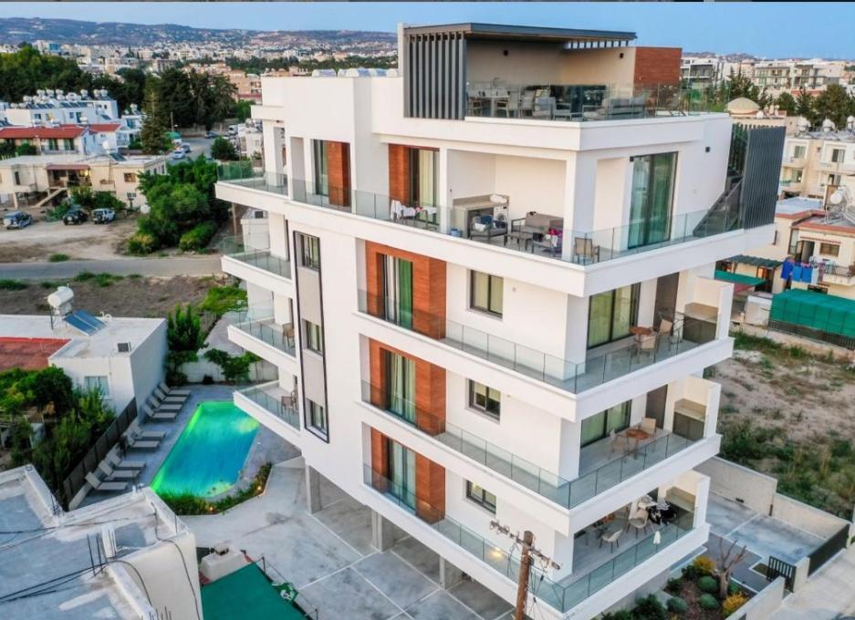 Olive Shared Pool Apartments Пафос Экстерьер фото